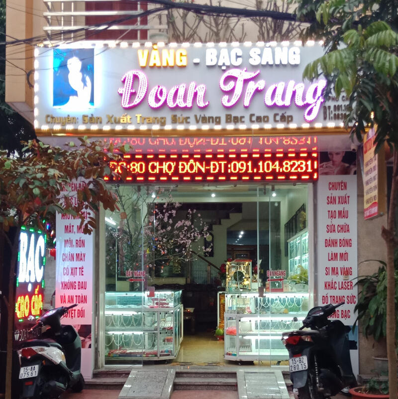 Vàng - Bạc Đoan Trang