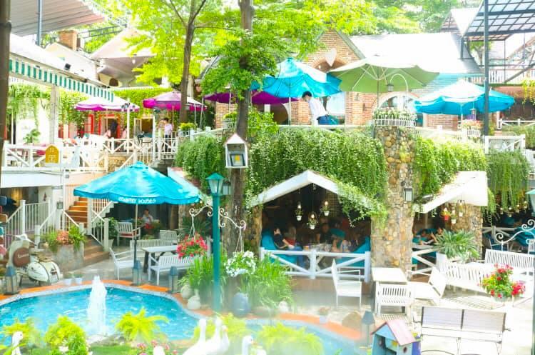 Country Houses Cafe