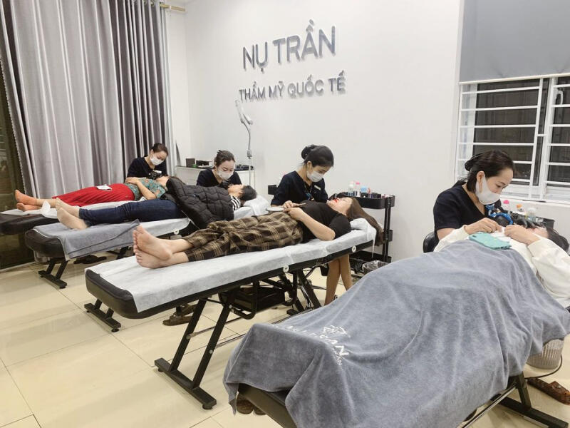 Thẩm mỹ Nụ Trần
