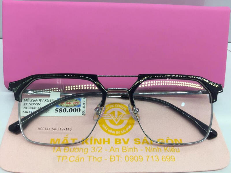 Mắt kính BV Sài Gòn