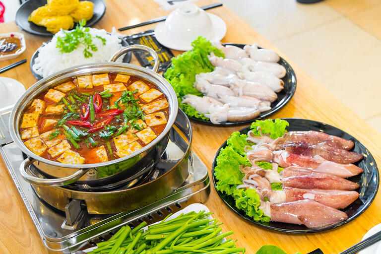 Nhà hàng Hoàng Thái