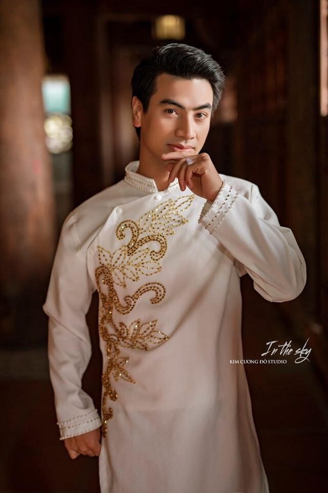 Kim Cương Đỏ Studio
