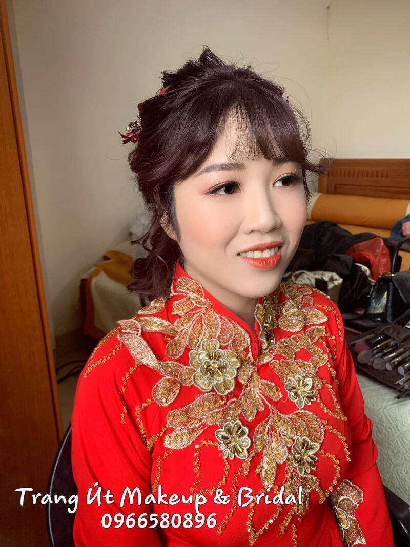 Trang Út Makeup & Bridal