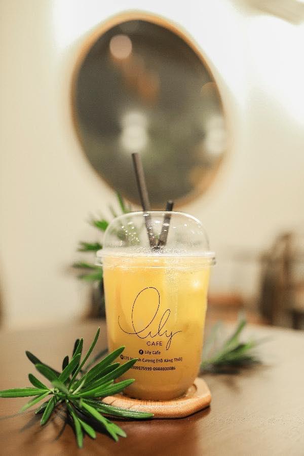 Lily Cafe