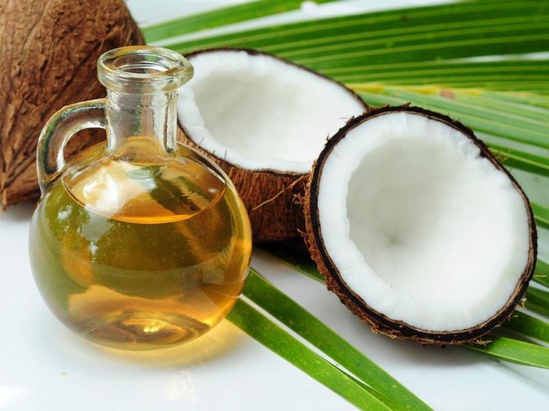 Dùng dầu dừa nấu ăn