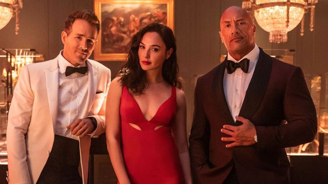 Red Notice sắp thành bộ phim số 1 của Netflix (26/11/2021)
