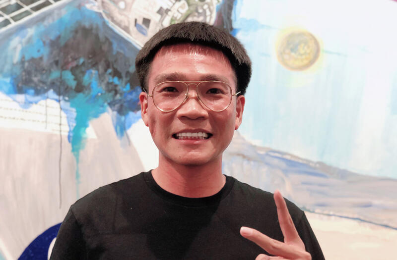 Rapper Wowy khiến dân tình 'ngớ người' khi mặc trang phục phản cảm (2/12/2021)
