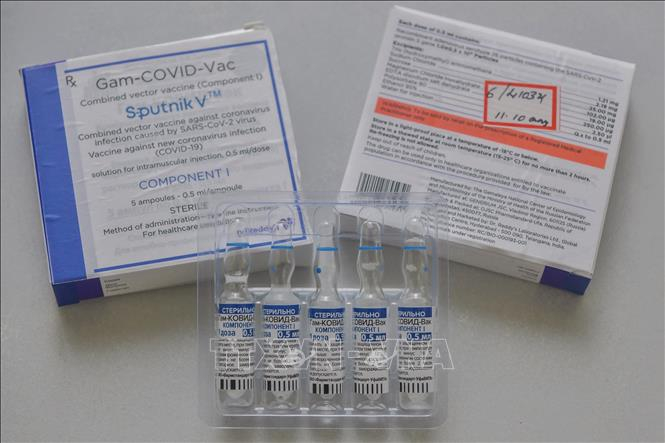 Nga dự kiến xuất khẩu vaccine ngừa covid-19 dạng xịt mũi (24/11/2021)