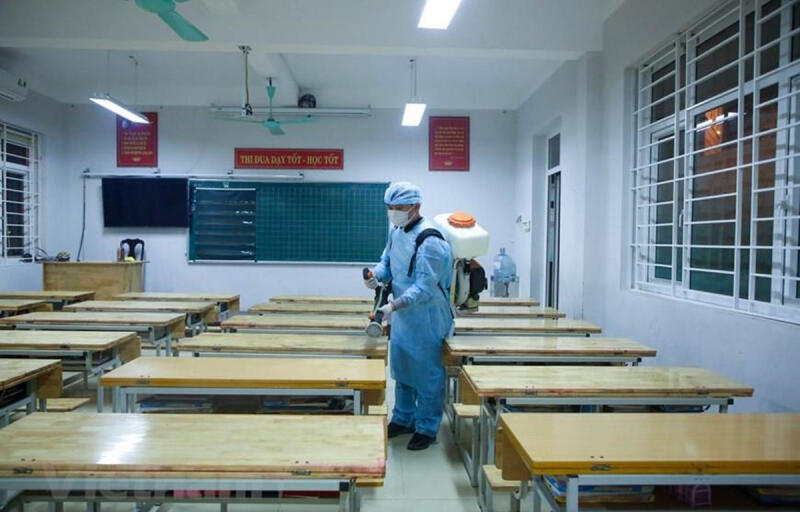 Nghệ An: Liên quan đến F0, trường học phải cách ly gần 500 thầy trò (25/11/2021)