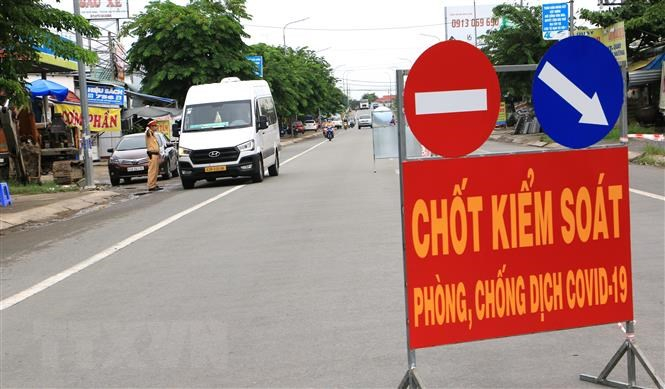 Bình Thuận: Số ca nghi mắc Covid-19 mới trong ngày cao kỷ lục, gần 600 ca (28/11/2021)