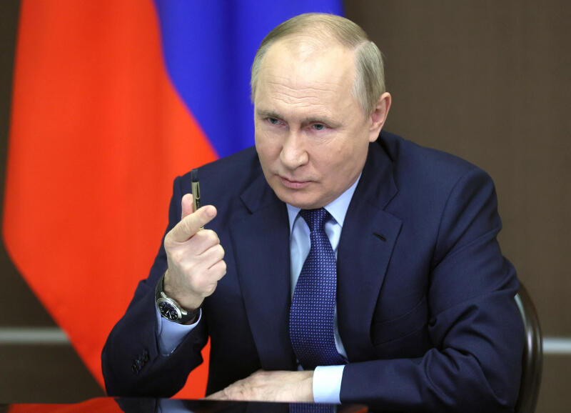 Tổng thống Putin: Nga và NATO cần thỏa thuận về việc triển khai quân  (1/12/2021)