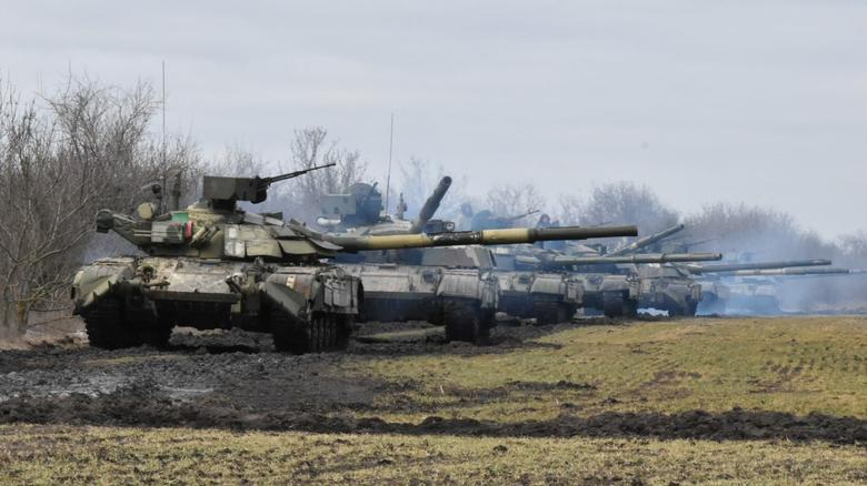 Căng thẳng leo thang, Nga bắt giữ 3 gián điệp Ukraine  (2/12/2021)