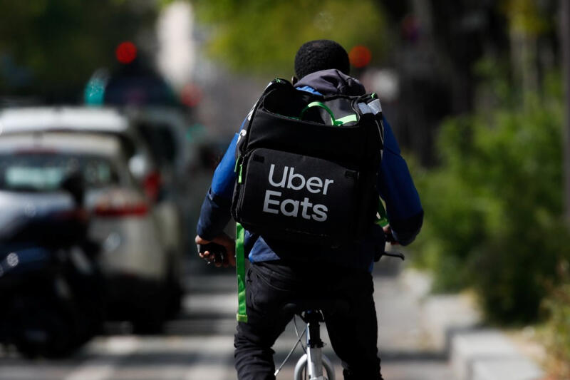 Uber Eats chia tay Hong Kong sau 5 năm  (30/11/2021)