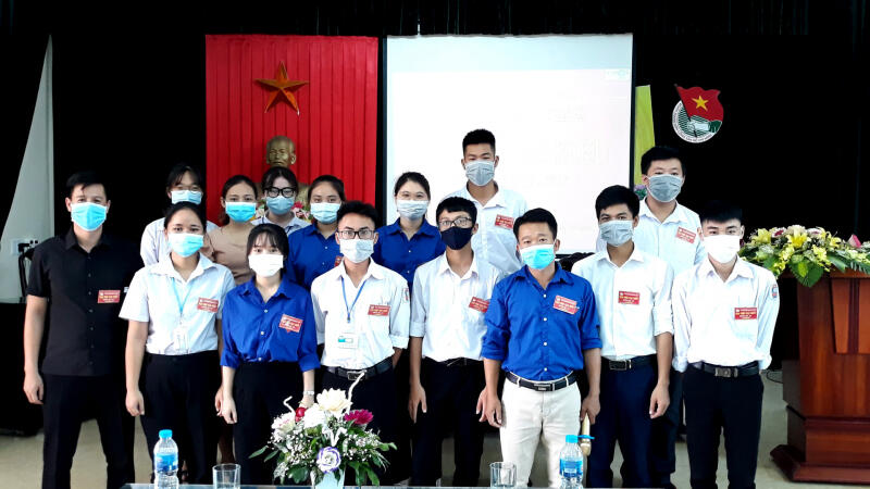 Trường THPT Lý Tự Trọng