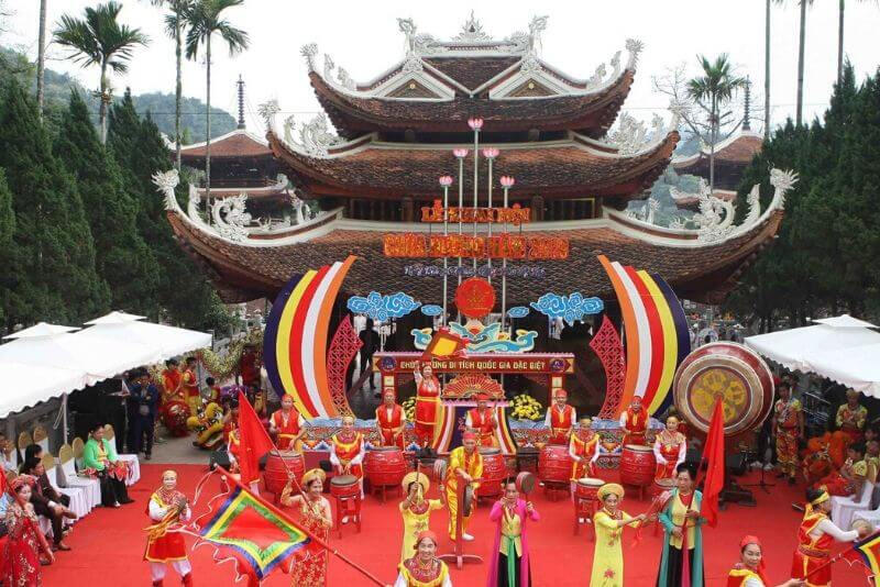 Lễ Hội chùa Hương