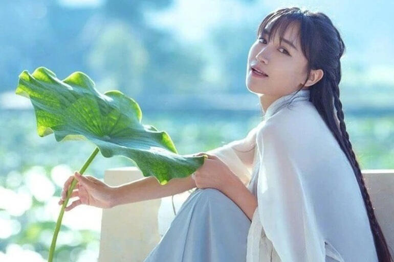 “Tiên nữ đồng quê” Lý Tử Thất mất lượng fan lớn vì ở ẩn quá lâu