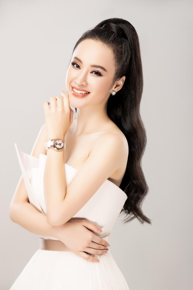 Angela Phương Trinh