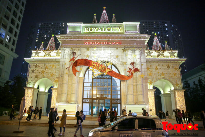 Trung tâm thương mại Vincom Mega Mall Royal City