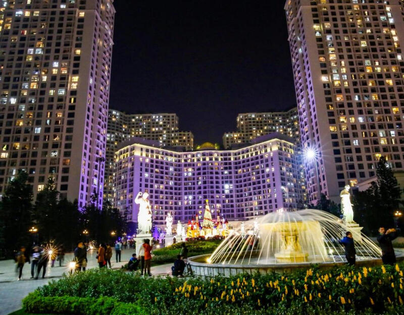 Trung tâm thương mại Vincom Mega Mall Royal City