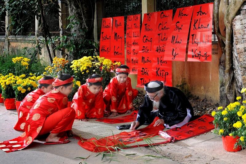 Câu đối Tết